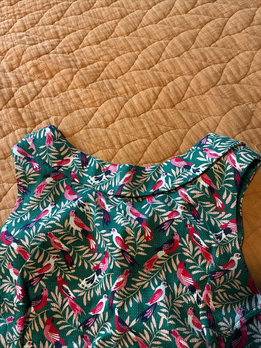 Boden Sleeveless Collared Bird Print Midi Dress - Picture 9 of 11